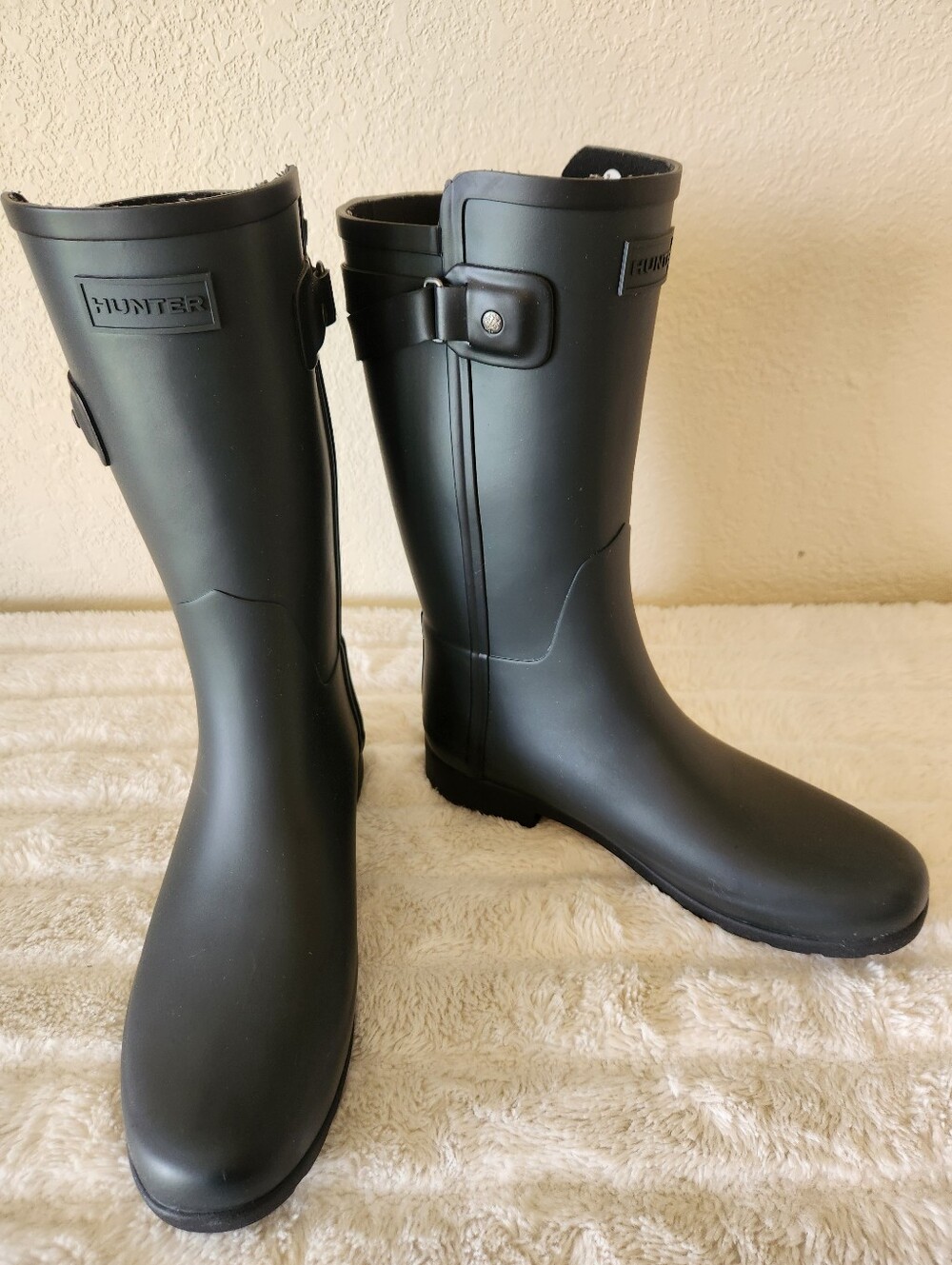 Hunter Refined Slim Fit Contrast Short Black Rain Boots Women's Size 9 - Picture 3 of 10